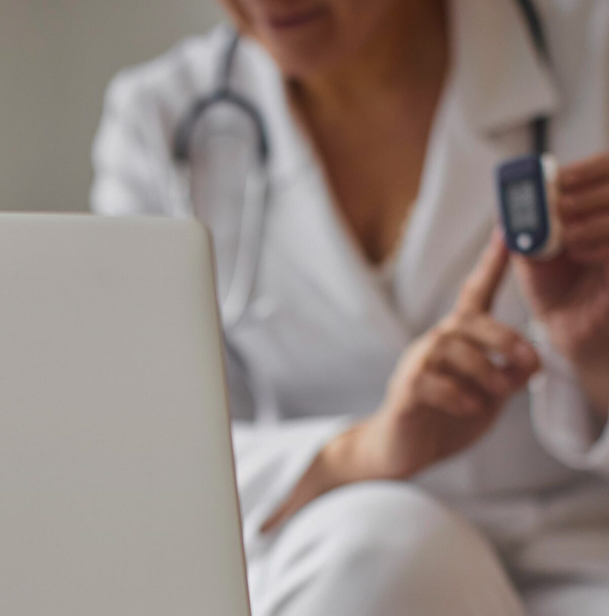 FDA-Compliant ECG Wearables and Remote Monitoring Platform for Cardiovascular Care