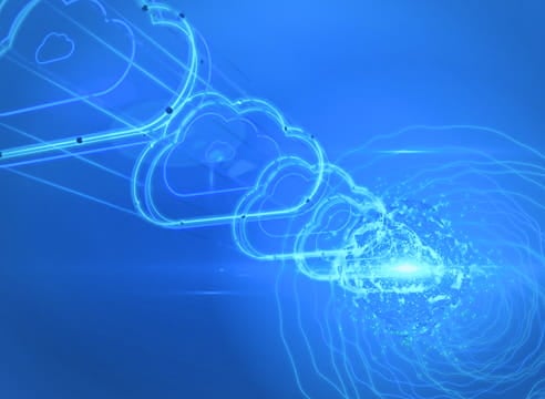 Legacy EHR modernization & cloud migration