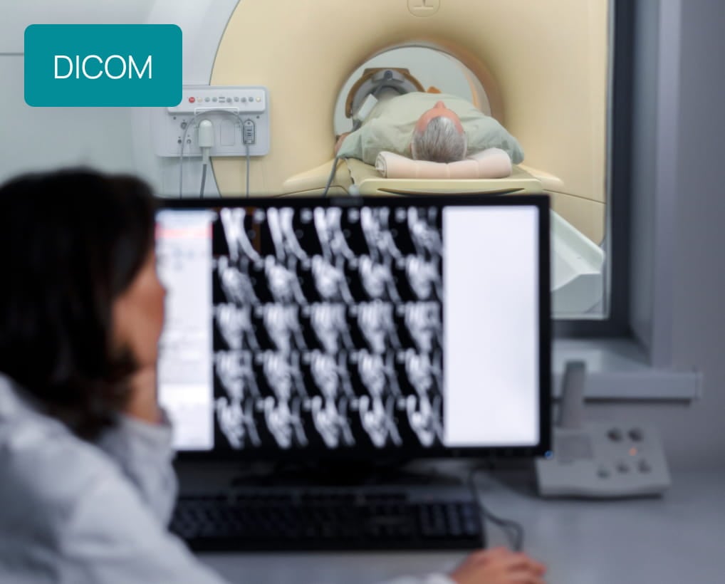 DICOM streaming flow: server-side rendering → progressive pixel delivery
