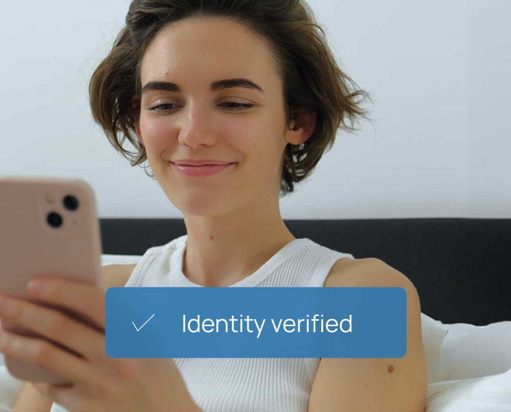 Verfahren zur Signierung von EPCS: Der Arzt wählt das Medikament aus → Identität überprüft → FIDO2-Token → Rezept unterzeichnet